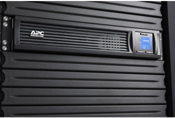 Источник бесперебойного питания APC Smart-UPS C SMC1000I-2UC