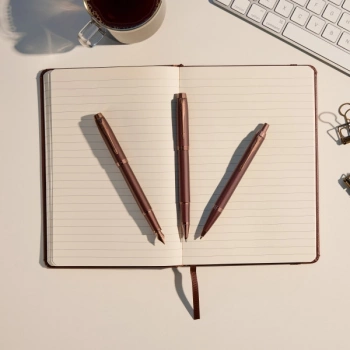 Ручка перьев. Parker IM Monochrome F328