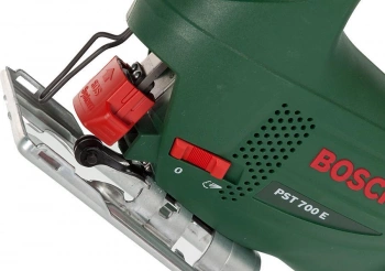 Лобзик Bosch PST 700 E