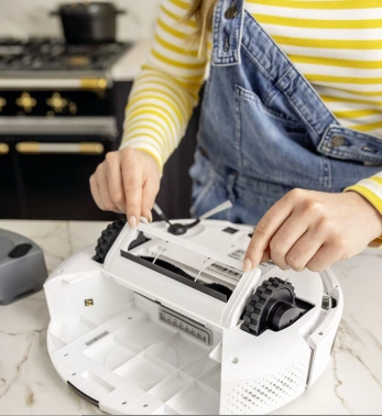 Пылесос-робот Karcher RCV 2