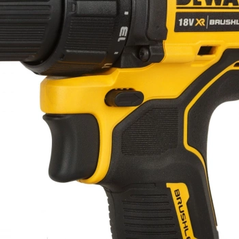 Дрель-шуруповерт DeWalt DCD708D2T-QW