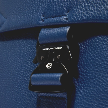 Рюкзак Piquadro Than CA6610S135/BLU синий кожа