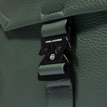 Рюкзак Piquadro Than CA6610S135/VE оливковый кожа