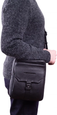 Сумка Piquadro Than CA1816S135/N черная натур.кожа