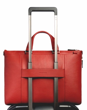 Деловая сумка женская Piquadro Than CA4021S135/AR с отделением для ноутбука 15.6