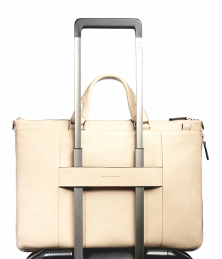 Деловая сумка женская Piquadro Than CA4021S135/BE с отделением для ноутбука 15.6