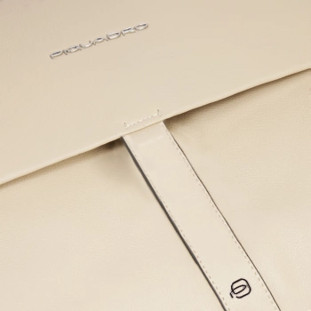 Деловая сумка женская Piquadro Than CA4021S135/BE с отделением для ноутбука 15.6