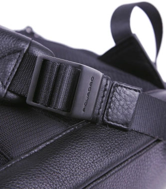 Рюкзак Piquadro Than CA6612S135/N роллтоп черный кожа