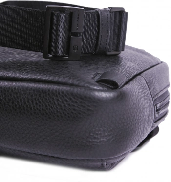 Сумка Piquadro Than CA6615S135/N черная натур.кожа