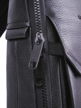 Рюкзак слинг мужской Piquadro Than CA6616S135/N черный кожа