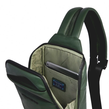 Рюкзак слинг мужской Piquadro Than CA6616S135/VE хаки кожа