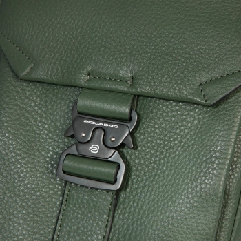 Рюкзак слинг мужской Piquadro Than CA6616S135/VE хаки кожа