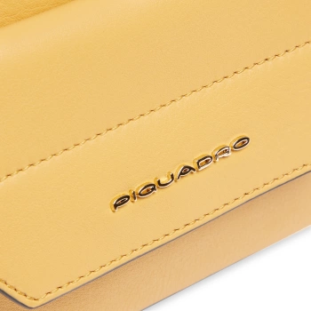 Сумка женская Piquadro Circle BD6468W92/GBE желтая/бежевая натур.кожа