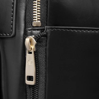 Рюкзак женский Piquadro Blue Square CA6678B2/N черный кожа