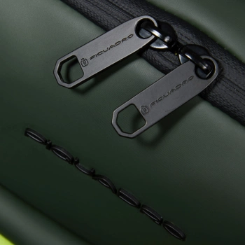 Рюкзак Piquadro Corner 2.0 CA6638C2OW/VE темно-зеленый полиуретан/полиэстер