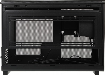 Корпус Lian-Li A3