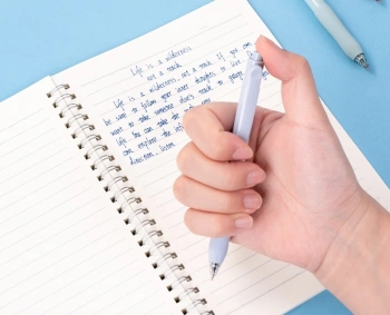 Ручка гелев. автоматическая Deli EG157-BL