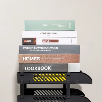 Лоток горизонтальный Deli E9213 BLACK сборный для бумаг 325x241x155мм черный пластик (упак.:3шт) пластиковый пакет