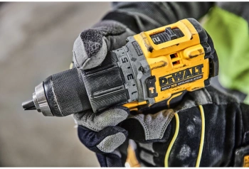 Шуруповерт DeWalt DCD805P2T-QW