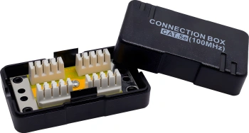 Адаптер Suprlan 10-0314-1 проходн.RJ45 кат.5E UTP стальной