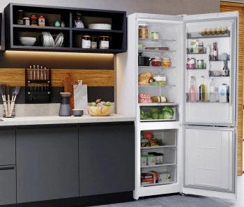 Холодильник Hotpoint HT 6200 W