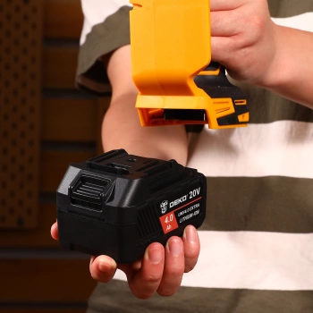 Батарея аккумуляторная Deko  UNV4.0 EXTRA