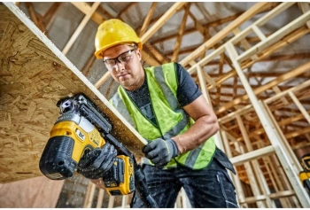 Лобзик DeWalt DCS335NT-XJ