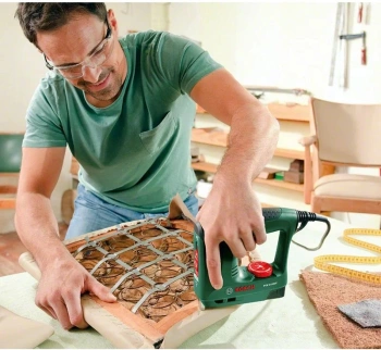 Степлер электрический Bosch PTK 14 EDT