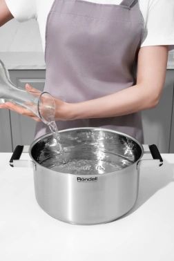 Кастрюля Rondell Normanne RDS-1813