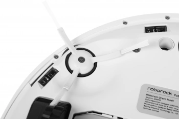 Пылесос-робот Roborock Q Revo MaxV