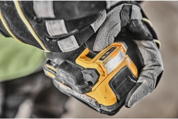 Дрель-шуруповерт DeWalt DCD800E1T-QW
