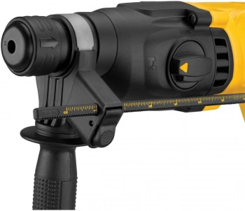 Перфоратор DeWalt DCH133NT