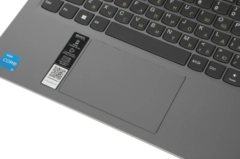 Ноутбук Lenovo IdeaPad  Slim 3 15IRU8
