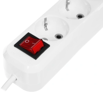 Сетевой удлинитель Defender L330