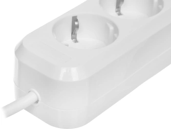 Сетевой удлинитель Defender R330