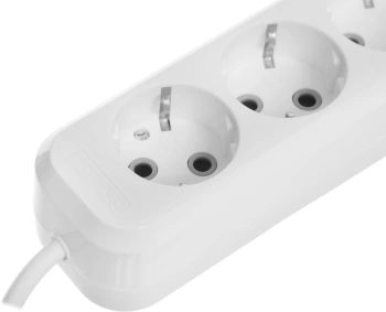 Сетевой удлинитель Defender R340