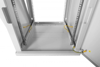 Шкаф коммутационный ЦМО (ШРН-12.350.1) настенный 12U 600x359мм пер.дв.металл 200кг серый 300мм 14кг 180град. 612мм металл
