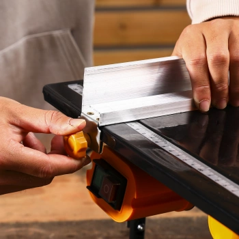 Станок распиловочный Deko  DTS1100