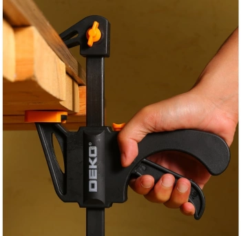 Струбцина Deko  CL03