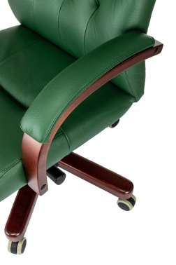 Кресло руководителя Бюрократ  T-9928Walnut