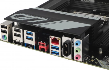 Материнская плата Gigabyte Z890 UD WIFI6E