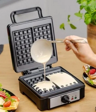 Вафельница Zelmer ZWM0012