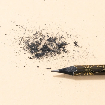 Карандаш ч/г Deli  EC042-HB