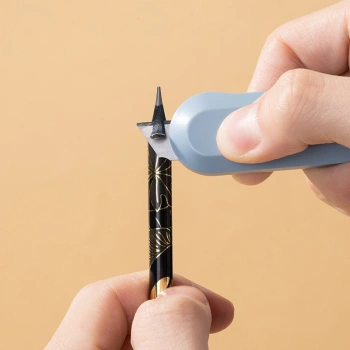 Карандаш ч/г Deli  EC042-HB