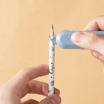 Карандаш ч/г Deli  EC048-HB