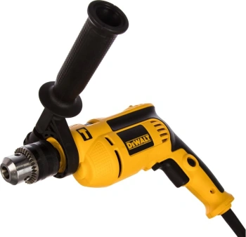 Дрель ударная DeWalt DWD024