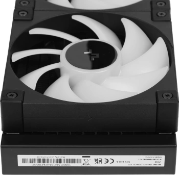 Система водяного охлаждения Deepcool LP240