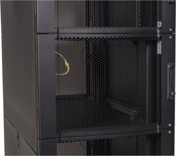 Шкаф коммутационный Lanmaster (LAN-DC-CBP4-48UX6X10) напольный 48U 600x1070мм пер.дв.перфор. 4 бок.пан. задн.дв.перфор. 1500кг черный 200кг 2259мм IP20 металл