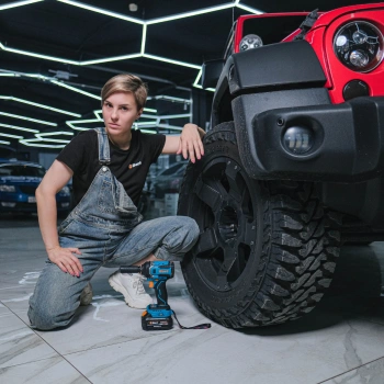 Гайковерт Bort BSR-21U