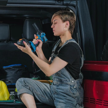 Гайковерт Bort BSR-21U